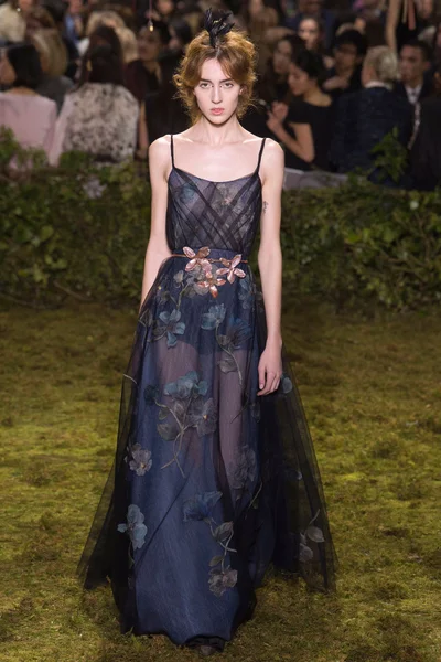 Look 53